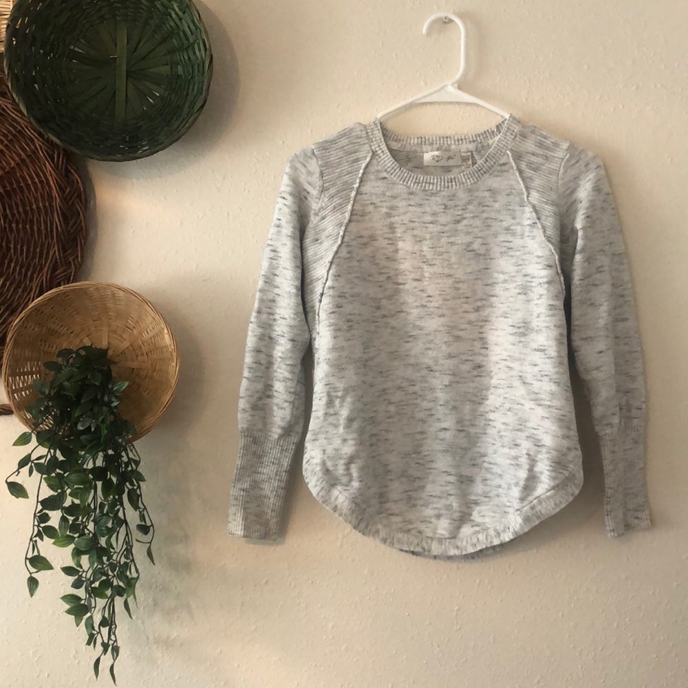 RD Style Gray Crewneck Sweater